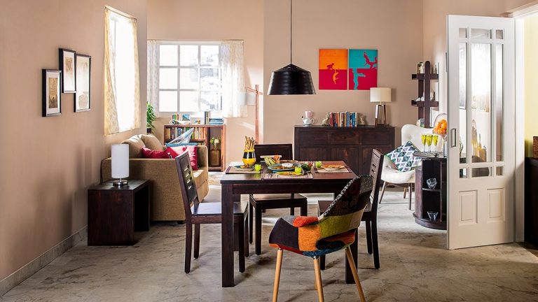 Urban Decoration For A Dining Room